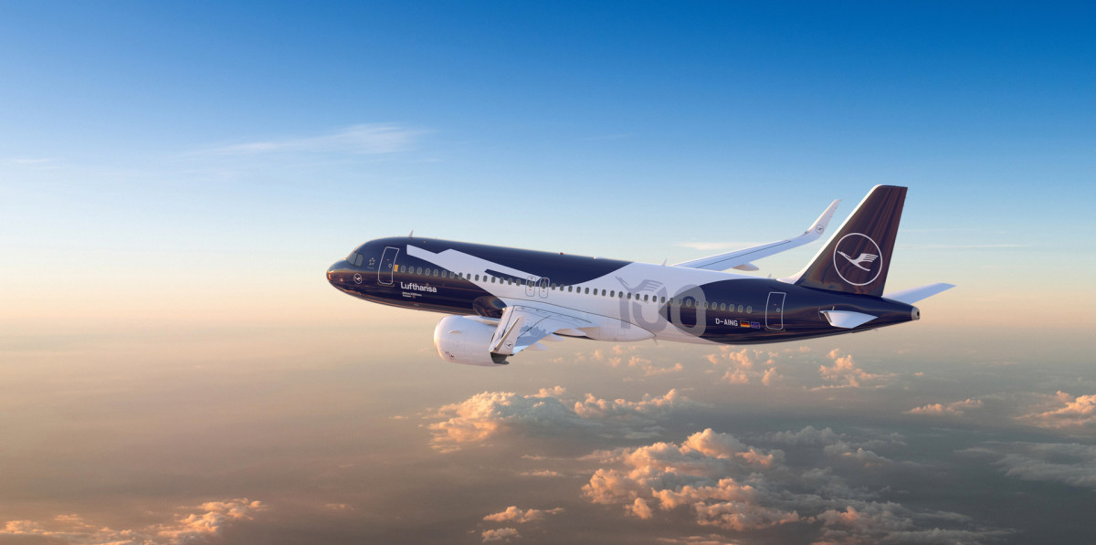Special livery design for Lufthansa's 100-year anniversary. Airbus A320neo. D-AING.