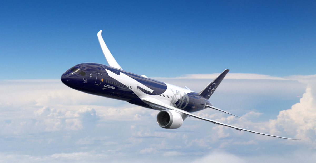 Special livery design for Lufthansa's 100-year anniversary. Boeing 787-9. D-ABPU.